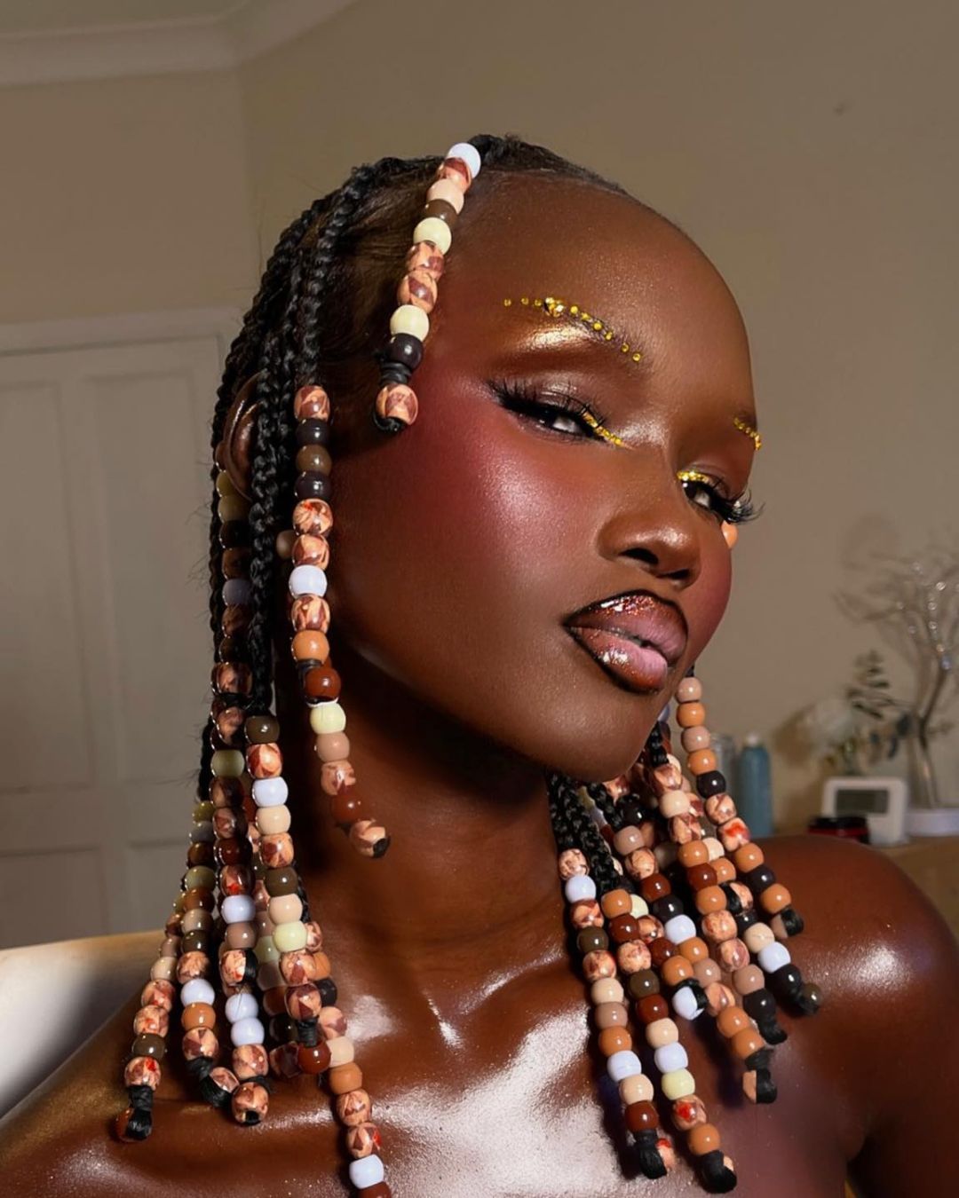 Who is Ngozi Esther Edeme: all about the hottest makeup artist of the moment Tyla and SZA, Naomi Campbell and Doechii: they all love her
