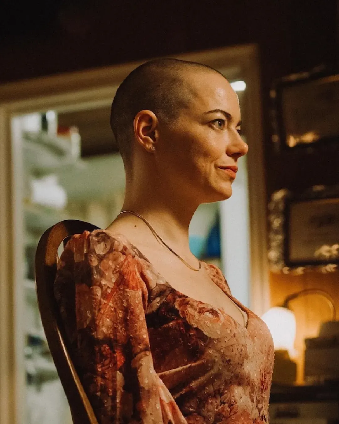 Bugonia is the film about conspiracy theories that tells our story Emma Stone and Jesse Plemons star in Yorgos Lanthimos&apos; film