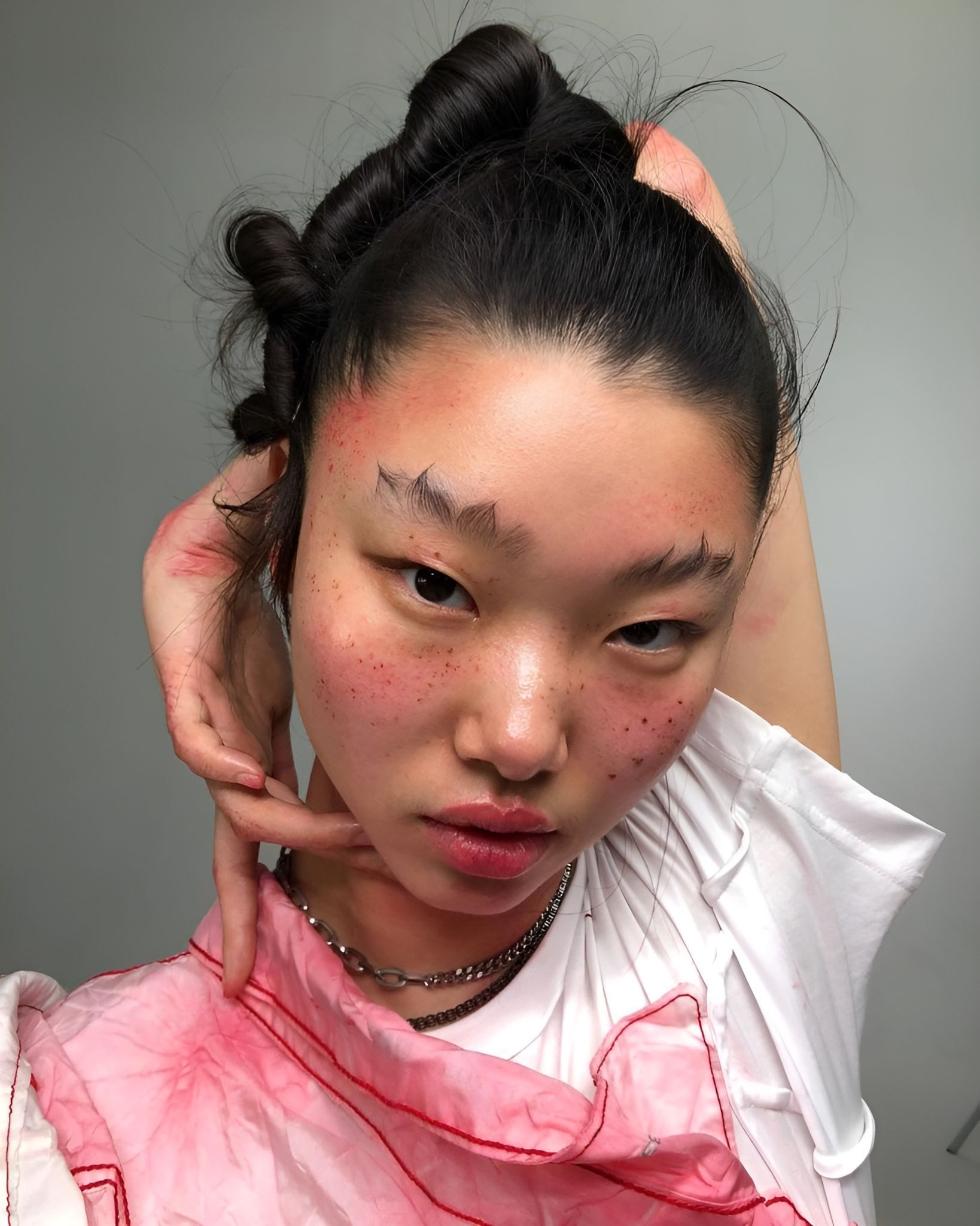 Rising sign makeup: the trend that blends beauty and astrology Discover what is the must-have product of your rising sign