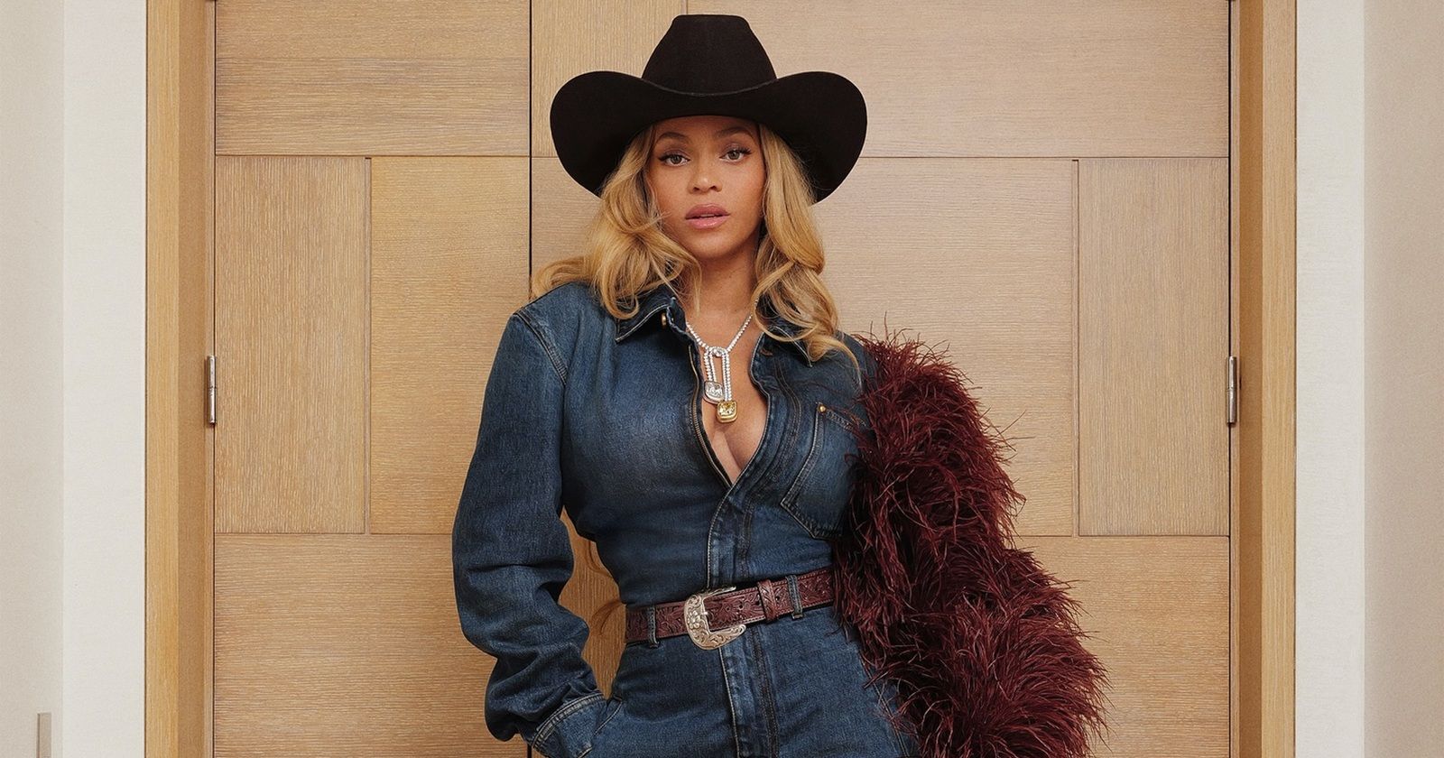 Beyoncé Songs as Fashion Runway Shows, from Versace to Mugler and ...