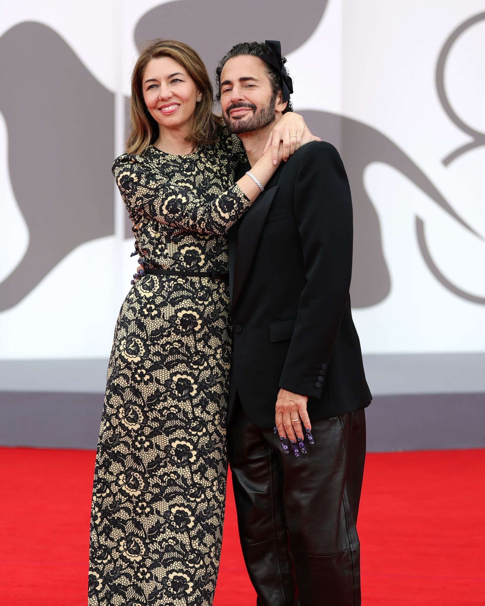 We would have liked more from “Marc by Sofia” The documentary presented at Venice82 does not delve deeply into the friendship between the designer and the author.