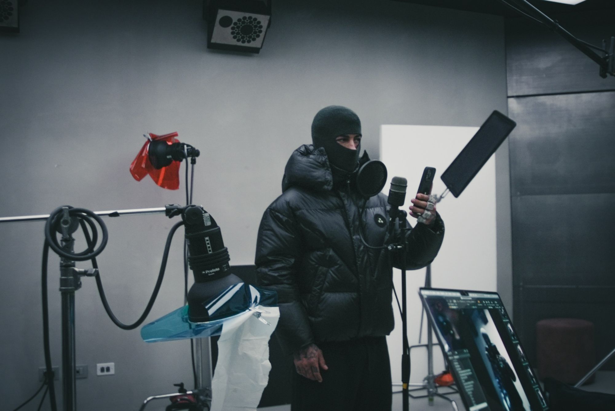 Con Peuterey Plurals, Tony Effe porta il suo stile nel mondo dell’outerwear Con la nuova capsule collection in collaborazione, che verrà presentata durante la prossima Milano Fashion Week | Image 580419