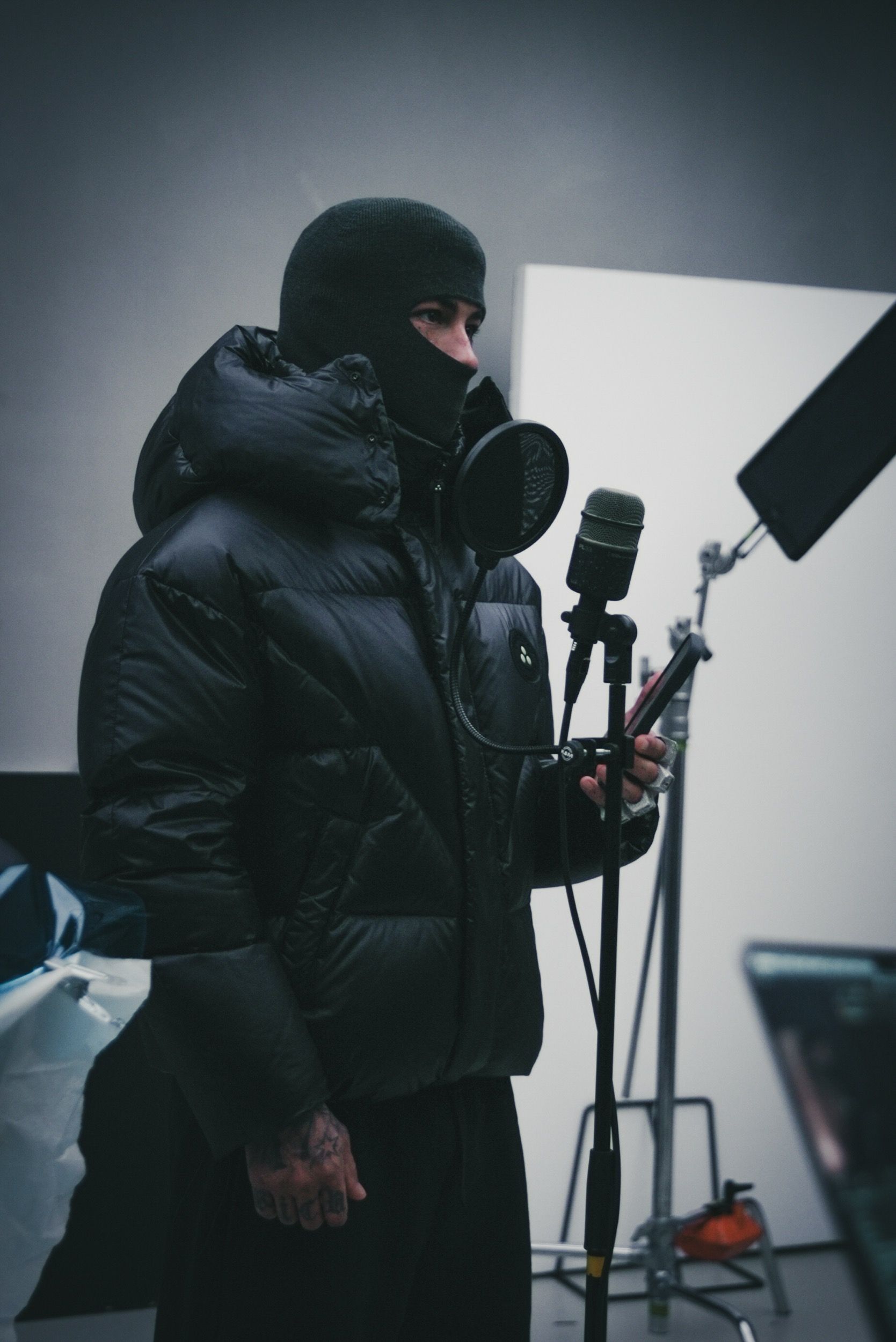 Con Peuterey Plurals, Tony Effe porta il suo stile nel mondo dell’outerwear Con la nuova capsule collection in collaborazione, che verrà presentata durante la prossima Milano Fashion Week | Image 580416