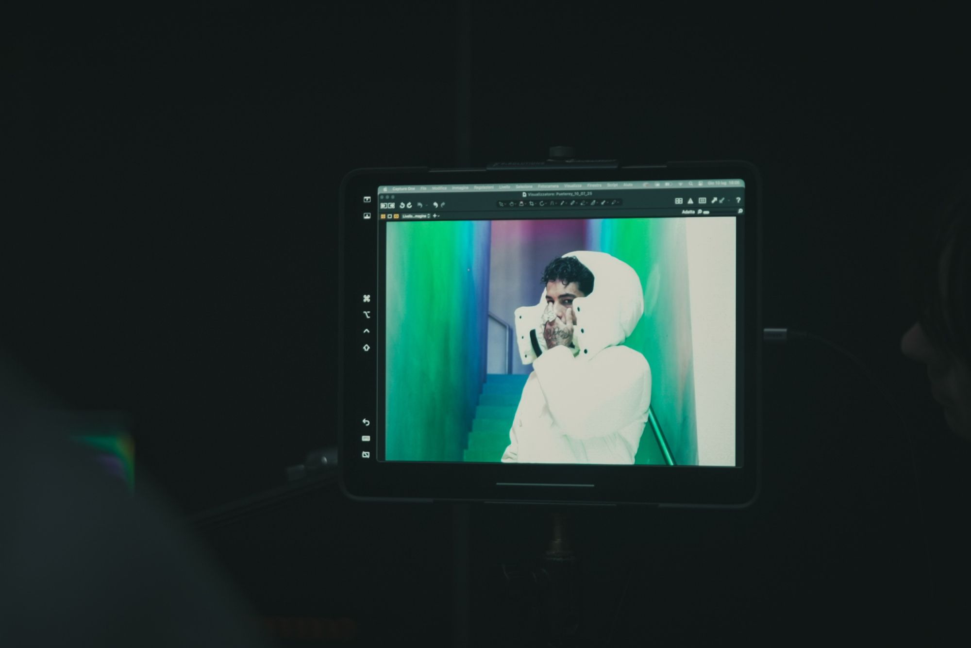 Con Peuterey Plurals, Tony Effe porta il suo stile nel mondo dell’outerwear Con la nuova capsule collection in collaborazione, che verrà presentata durante la prossima Milano Fashion Week | Image 580415