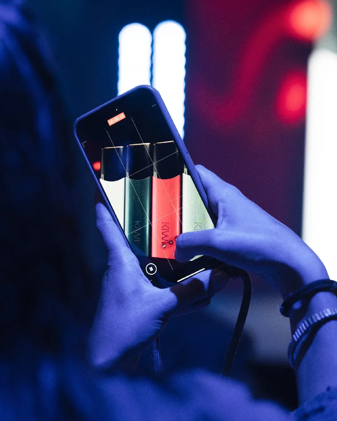 Ecco come è andato l'evento di KIWI Vapor a Milano La serata di presentazione della nuova KIWI Air ha unito performance e collaborazione