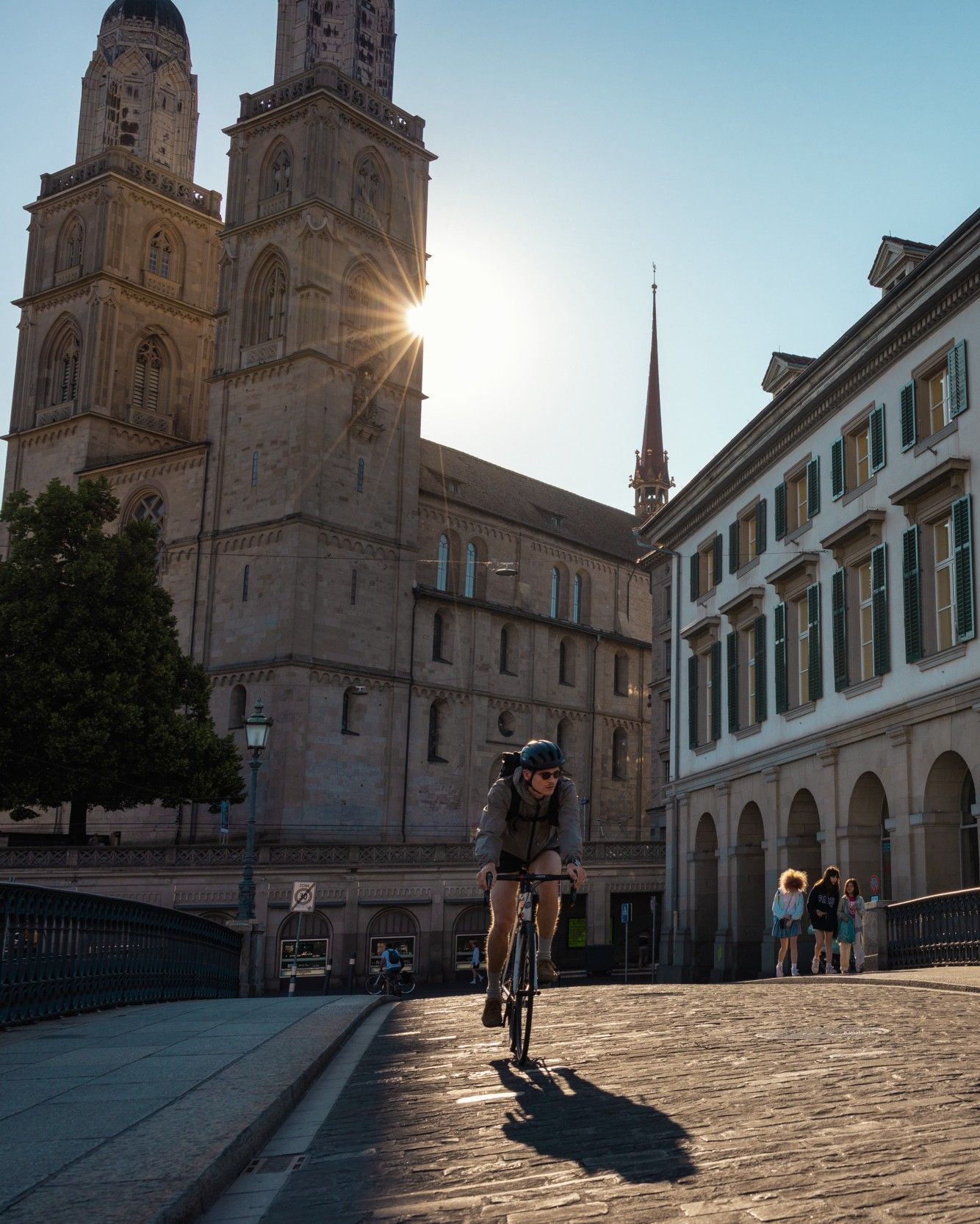 Zurich is the new European destination for green tourism Fashion, cuisine, and sustainable mobility for the tourism of the future