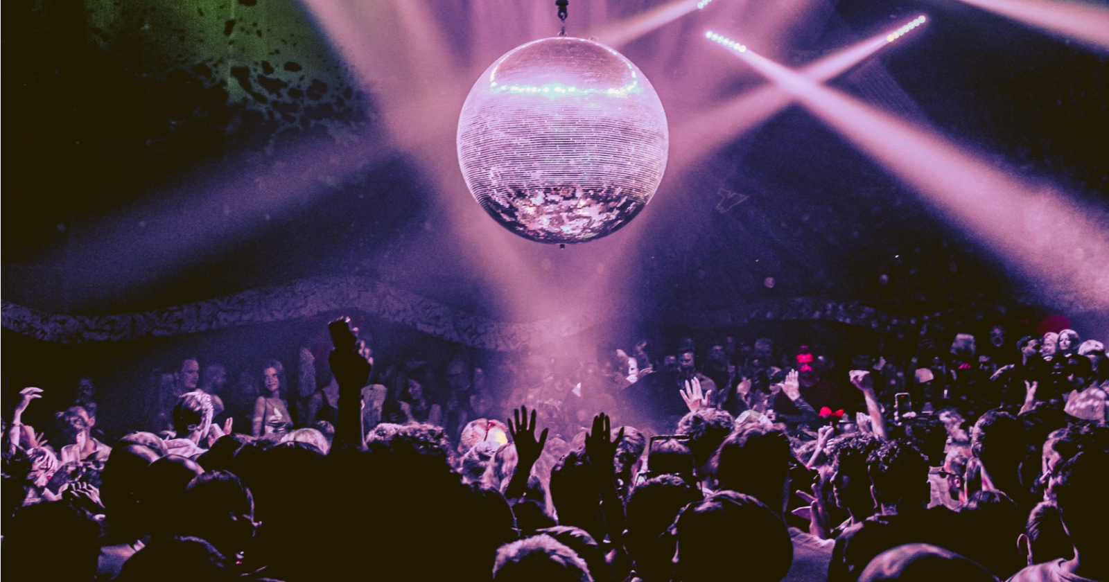 Chinois Ibiza: 2025 closing parties with Claptone, Bedouin