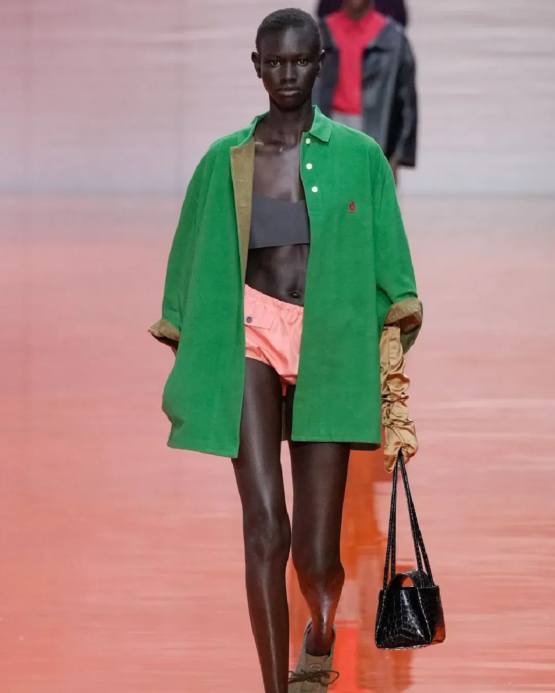 Prada SS26 ha messo fine alla nostalgia  Qui e ora