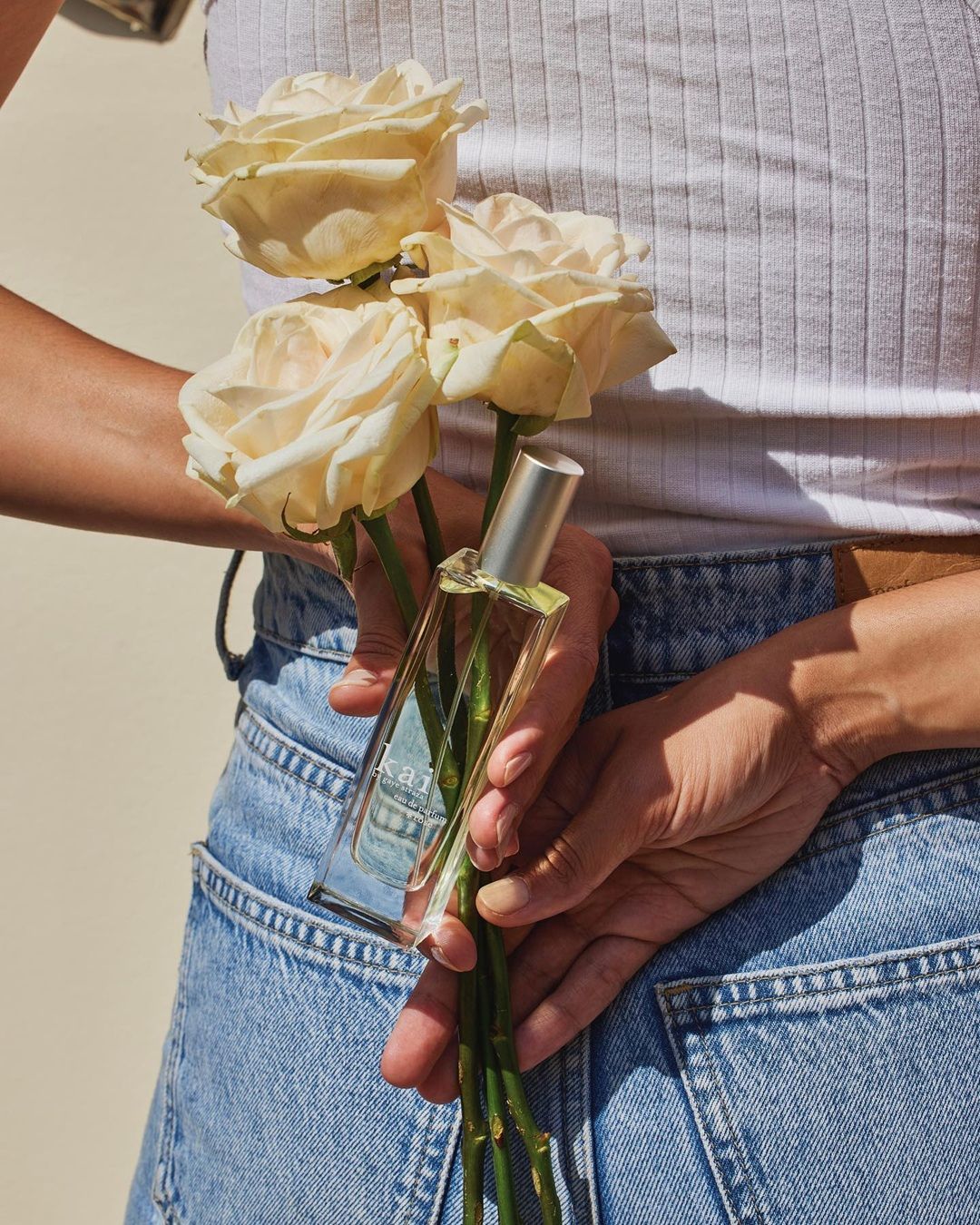 Perché il tuo profumo preferito non ha più lo stesso odore (e chi è il colpevole) Tra leggi, costi e illusioni, entriamo nel mondo della riformulazione delle fragranze