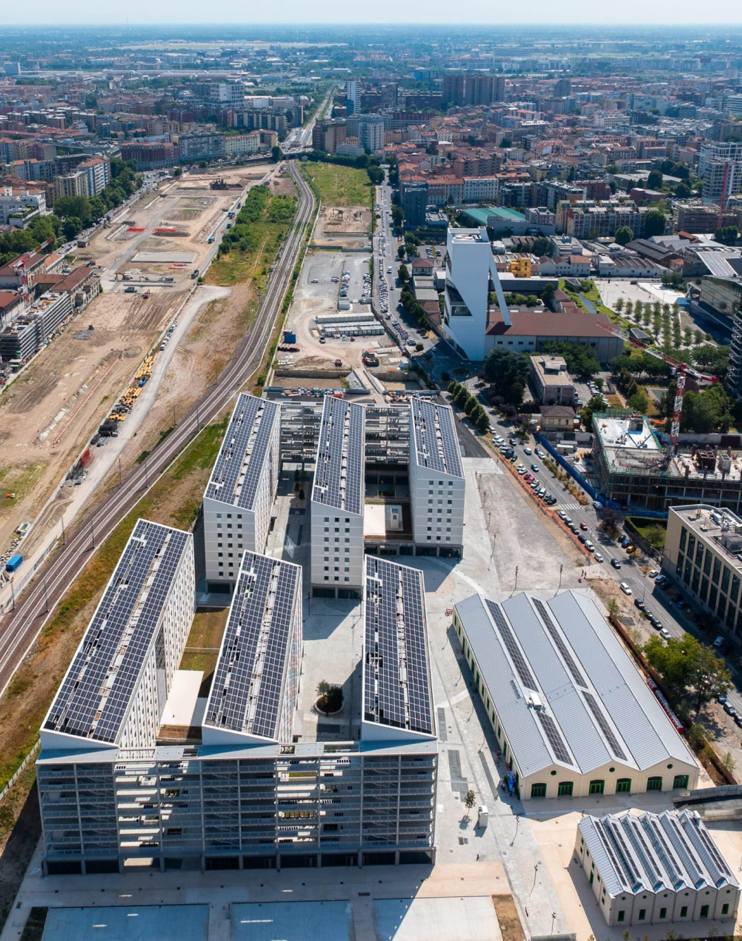 Abbiamo avuto troppa fretta a giudicare il Villaggio Olimpico? Il progetto vige al futuro, non al presente