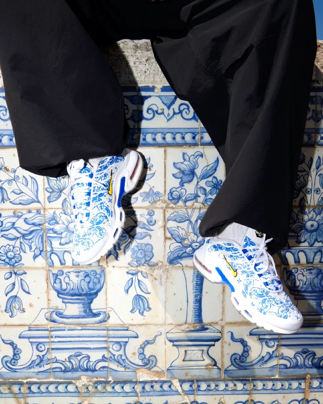Foot Locker and Nike celebrate the Portuguese capital with the Air Max TN Lisboa A tribute to Lisbon amid azulejos and urban culture