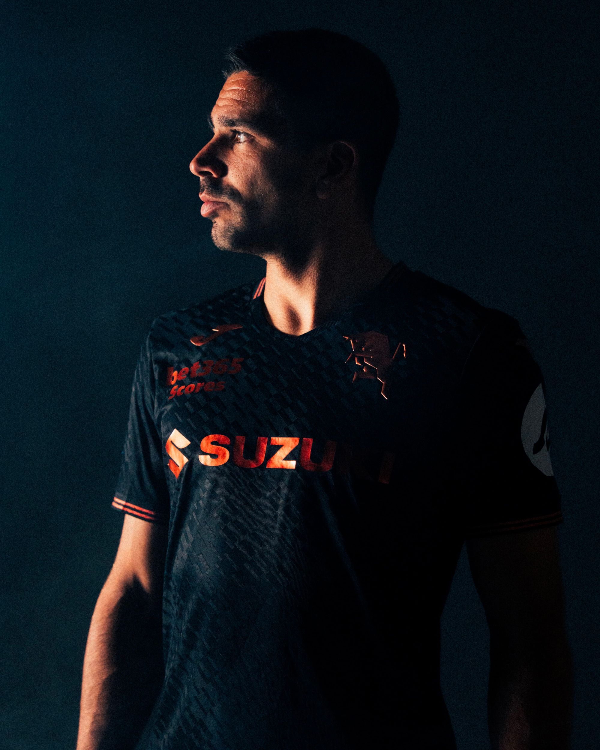 Torino's new Third kit celebrate the special bond with River Plate Eterna amistad