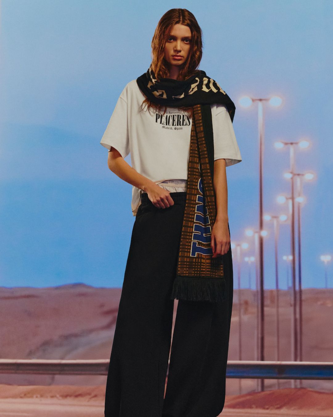 Pull&Bear and PLEASURES say goodbye to the Centre Pompidou in a unique stylistic odyssey When echoes of westerns meet the fervour of grunge