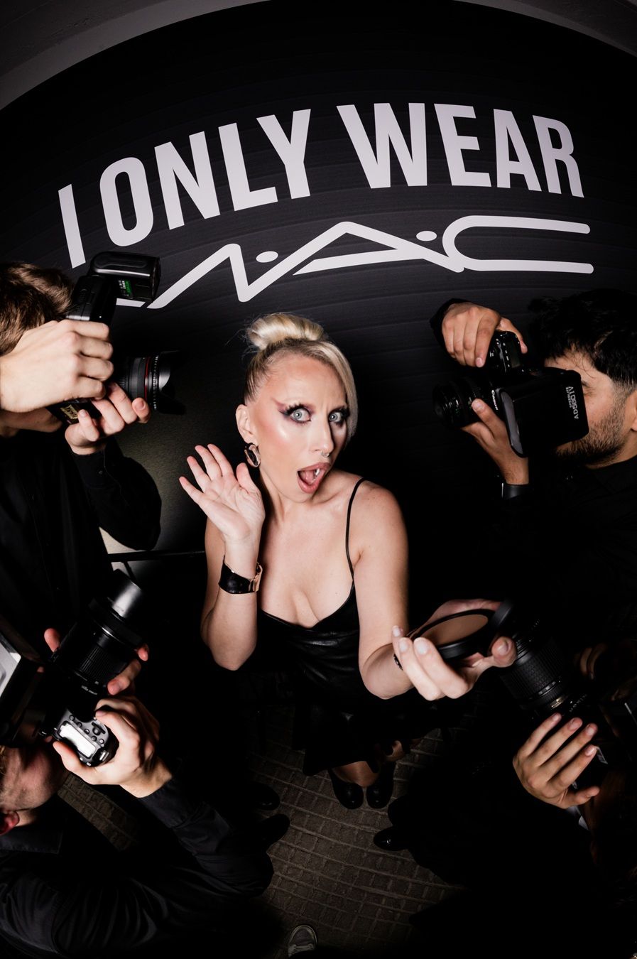 MAC Cosmetics celebra i nuovi fondotinta MAC Studio Con un esclusivo party berlinese | Image 589799