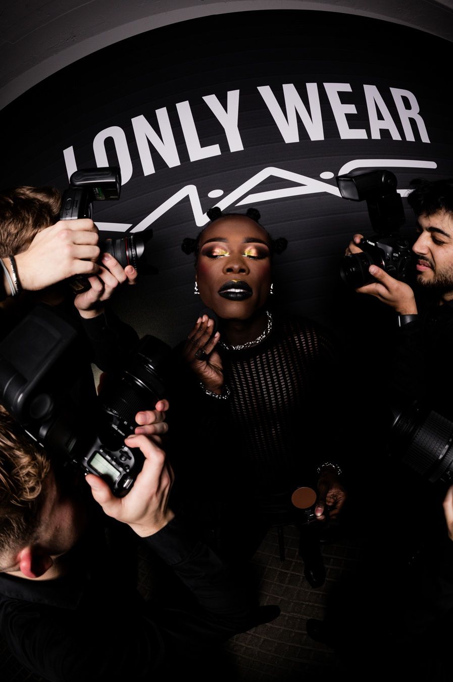 MAC Cosmetics celebra i nuovi fondotinta MAC Studio Con un esclusivo party berlinese | Image 589801