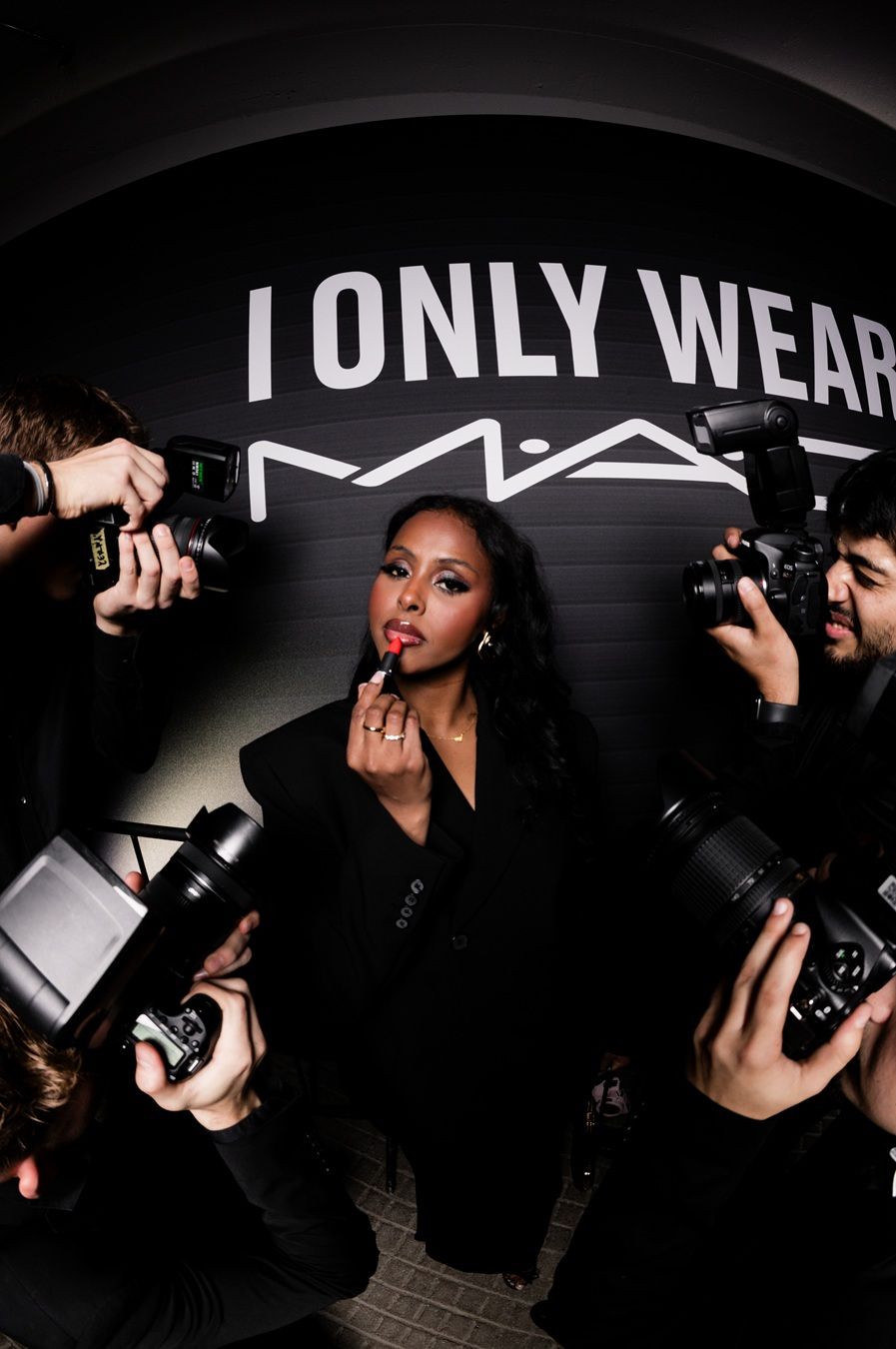 MAC Cosmetics celebra i nuovi fondotinta MAC Studio Con un esclusivo party berlinese | Image 589802