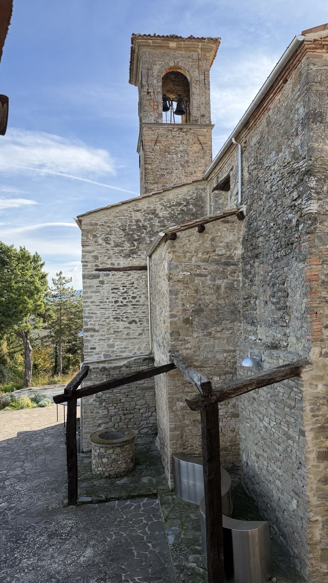 Scavolo Borgo is where slowness feels like home Ambra and Matteo’s dream: to transform a forgotten hamlet into a refuge of authenticity among rolling hills, quiet moments, and shared togetherness | Image 590313
