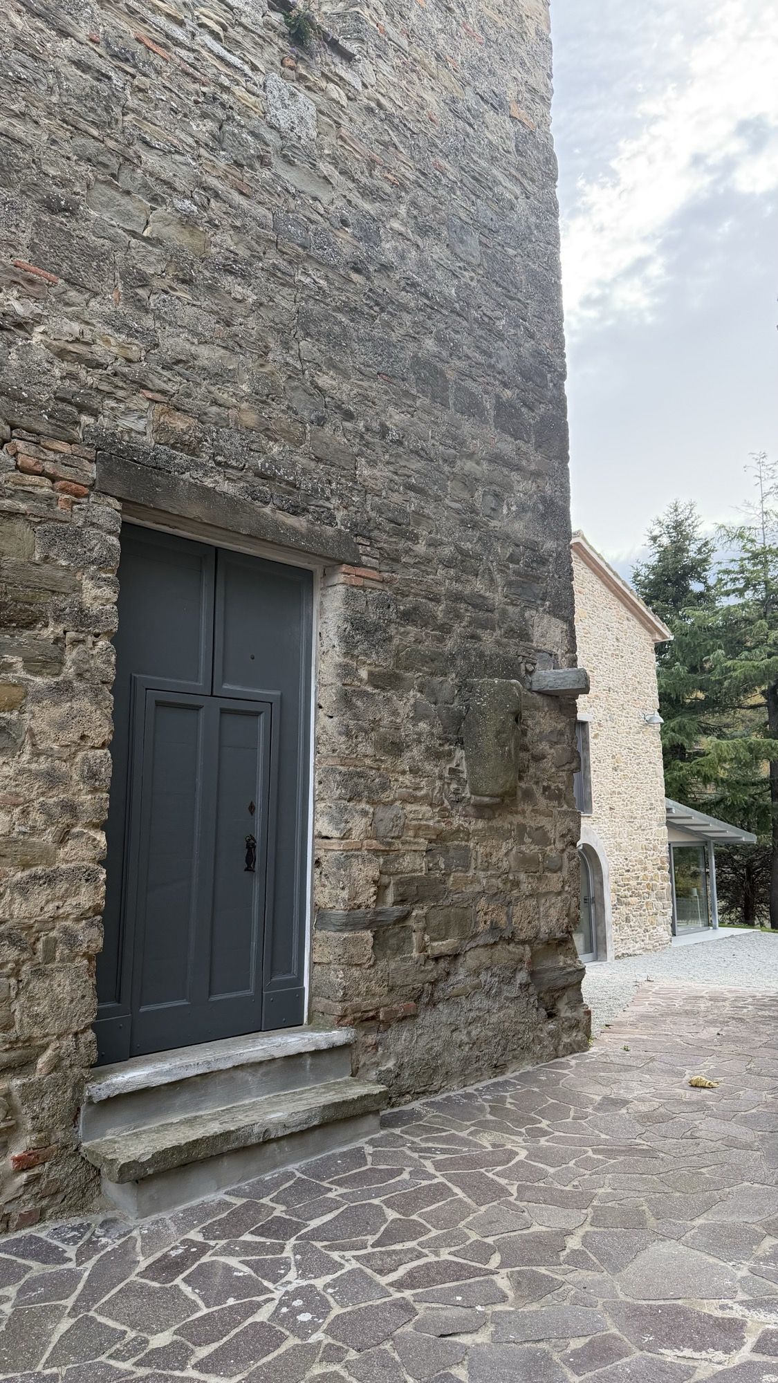 Scavolo Borgo is where slowness feels like home Ambra and Matteo’s dream: to transform a forgotten hamlet into a refuge of authenticity among rolling hills, quiet moments, and shared togetherness | Image 590303
