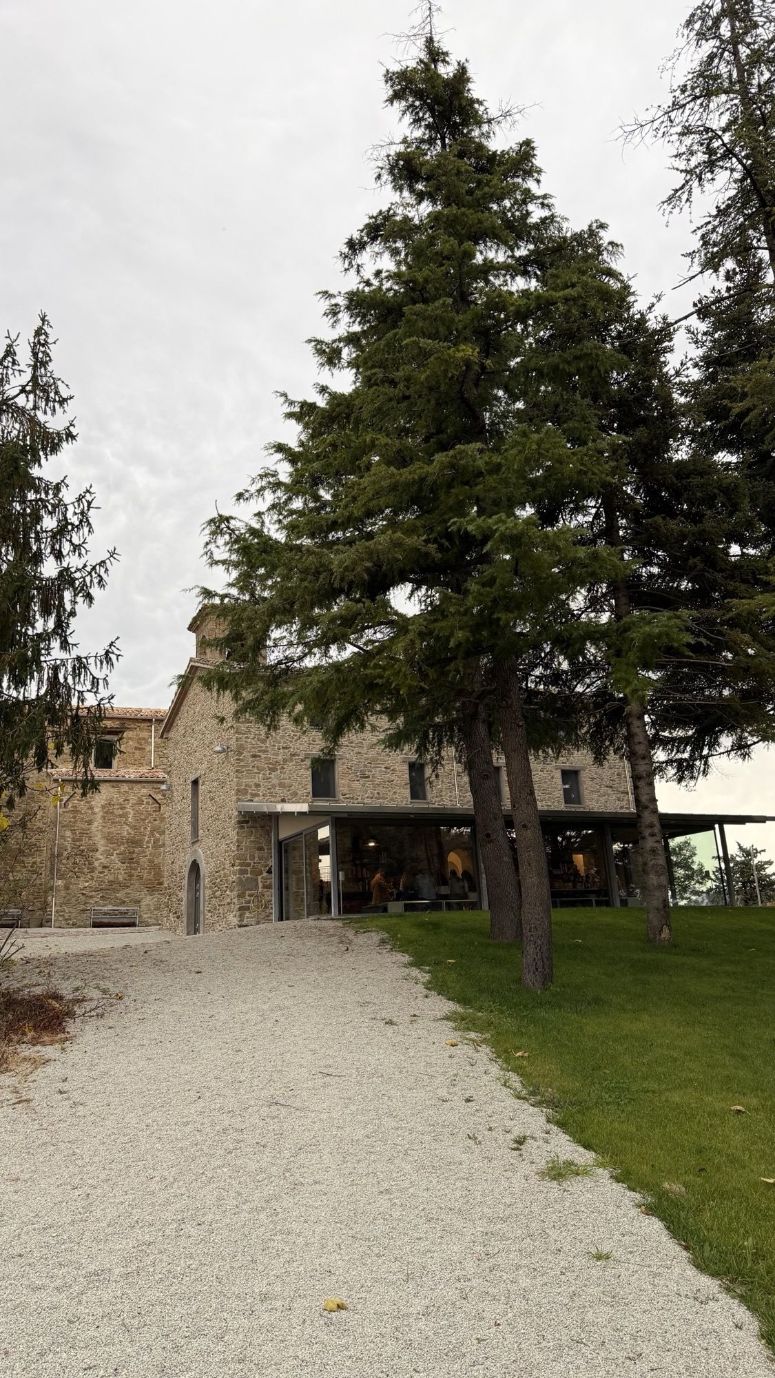 Scavolo Borgo is where slowness feels like home Ambra and Matteo’s dream: to transform a forgotten hamlet into a refuge of authenticity among rolling hills, quiet moments, and shared togetherness | Image 590300