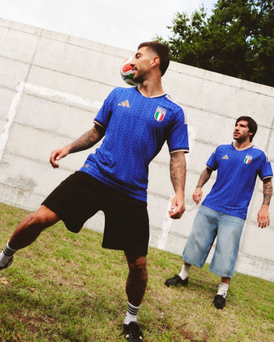 adidas presenta la nuova Home jersey della Nazionale Un design audace e contemporaneo