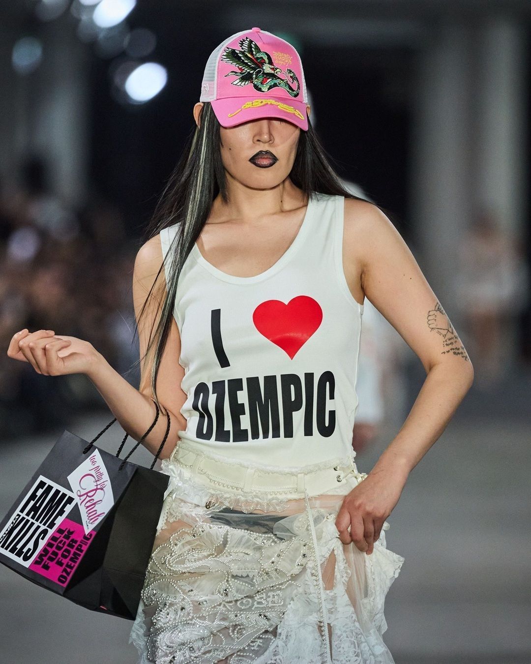 La dieta non esiste: Achille Mariani contro la bugia del dimagrimento facile Nel suo nuovo libro, il nutrizionista sfata i falsi miti della perdita di peso a partire dall’Ozempic