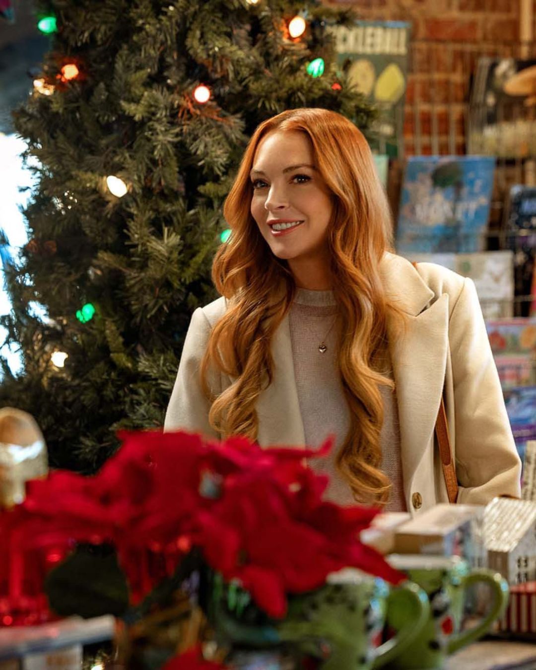 Perché i film natalizi ci piacciono così tanto? Tra nostalgia, dopamina e lieti fine prevedibili, i film natalizi sono la nostra comfort zone collettiva