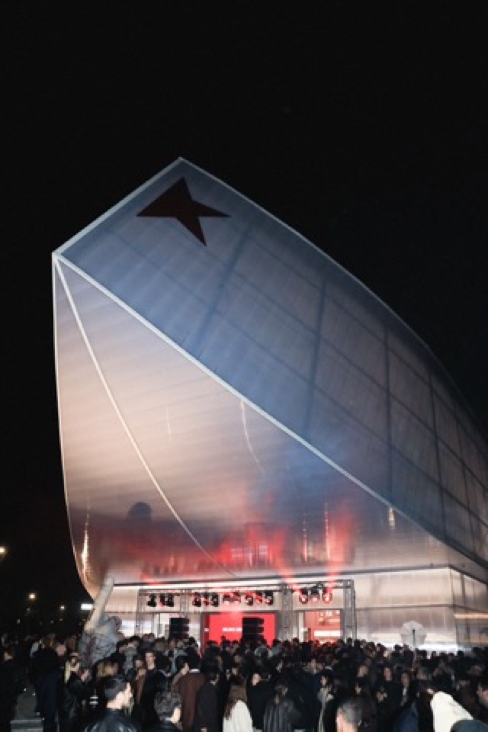 The Golden Goose Arena has opened in Milan The brand has brought together sport, wellbeing, and community in one single place | Image 591508