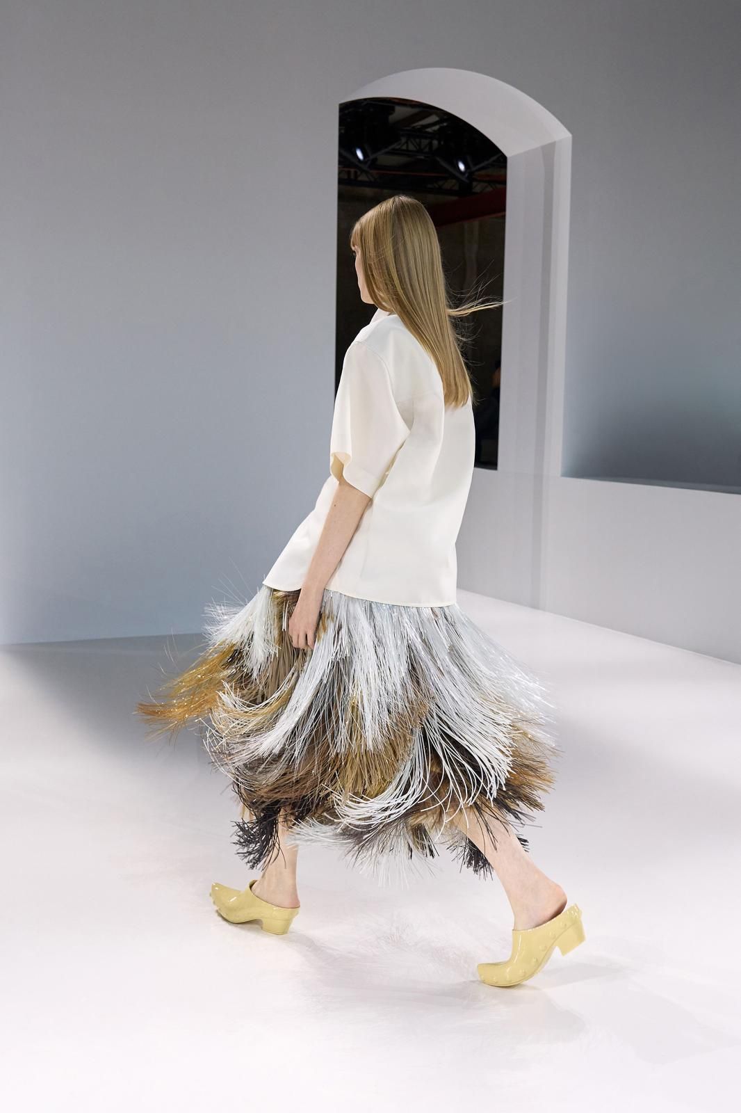 Are garden clogs this winter's it shoe? After the summer of jelly shoes, it's time for the Dutch shoe | Image 591562