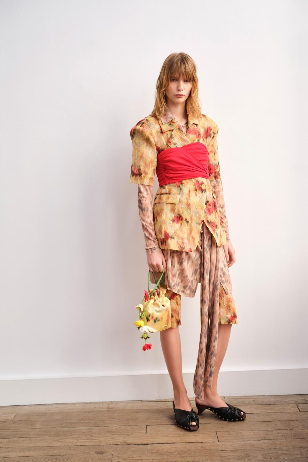 Are garden clogs this winter's it shoe? After the summer of jelly shoes, it's time for the Dutch shoe | Image 591552