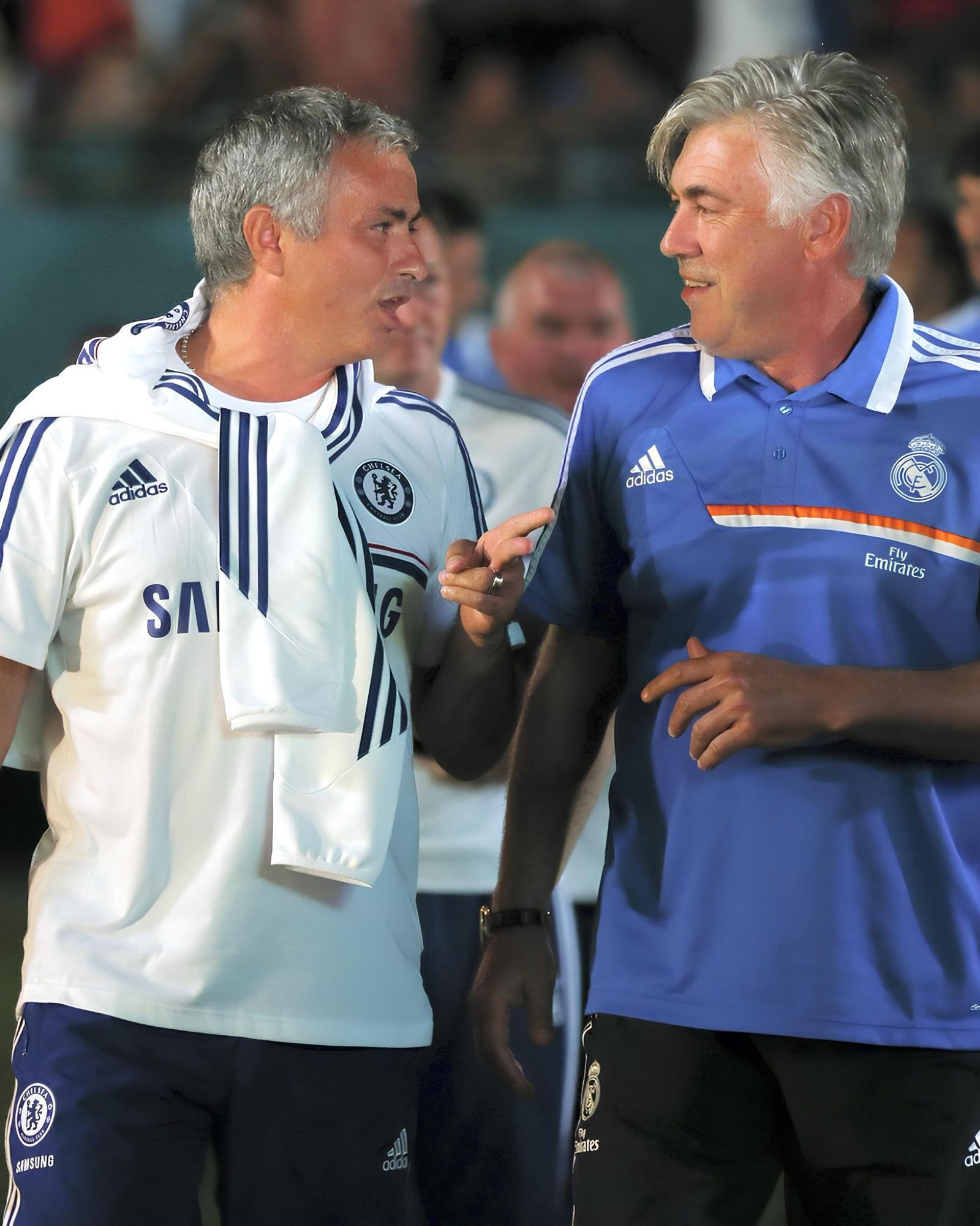 Football managers continue to sign contracts with technical sponsors The latest is Mikel Arteta with Under Armour