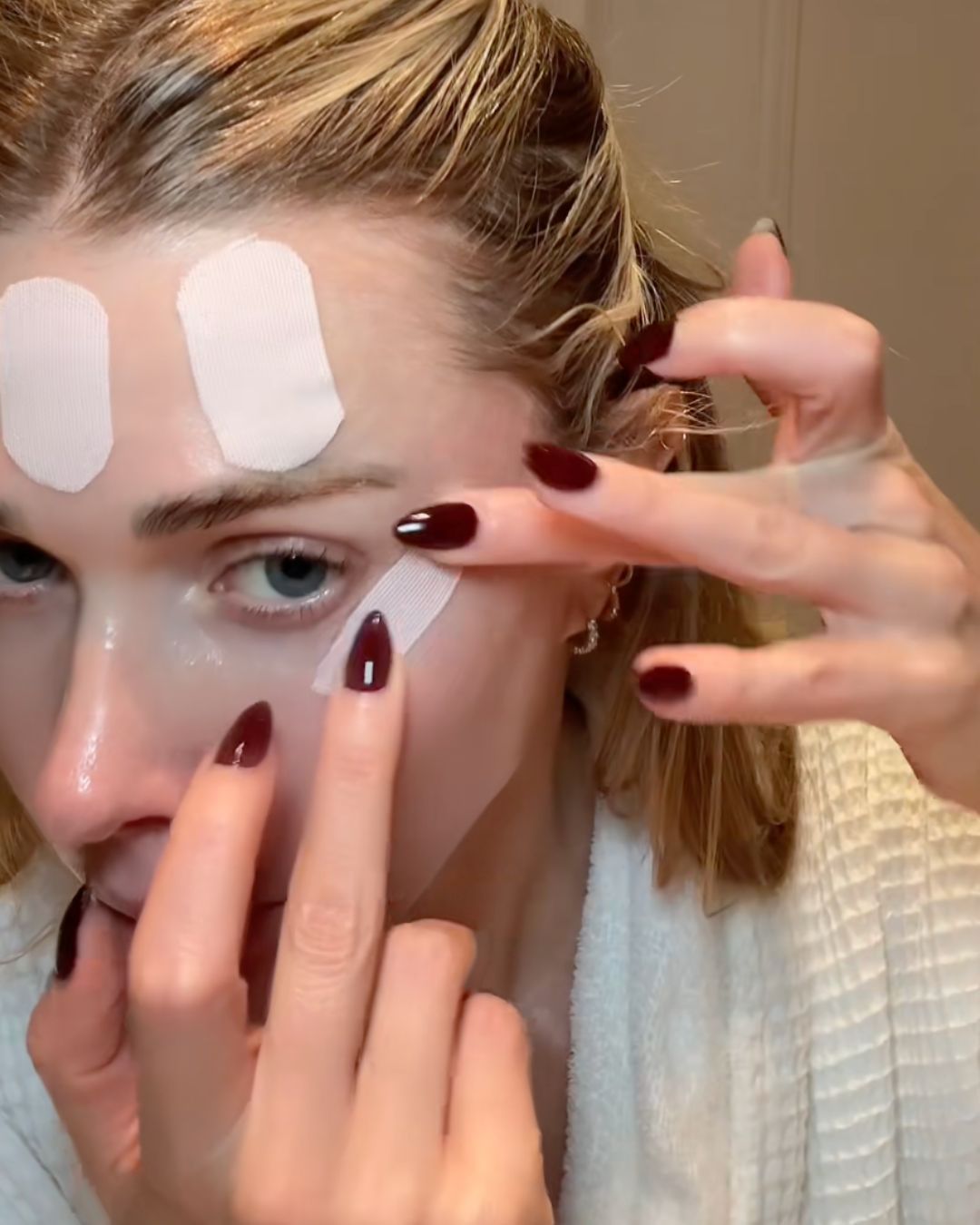 Lifting strips and home fillers: temporary illusions or preventive strategies? For a new philosophy of beauty