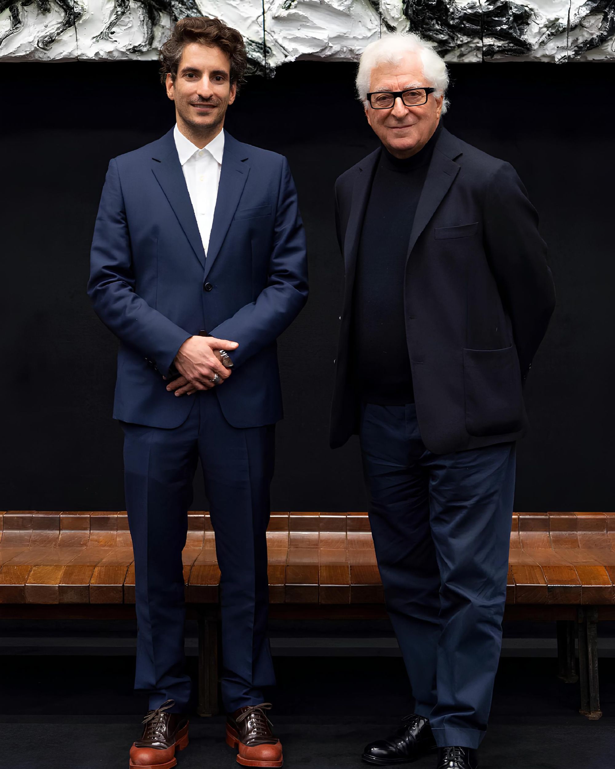 Lorenzo Bertelli sera président exécutif de Versace  Nous avons enfin plus d’informations sur l’acquisition de la méduse par le groupe Prada