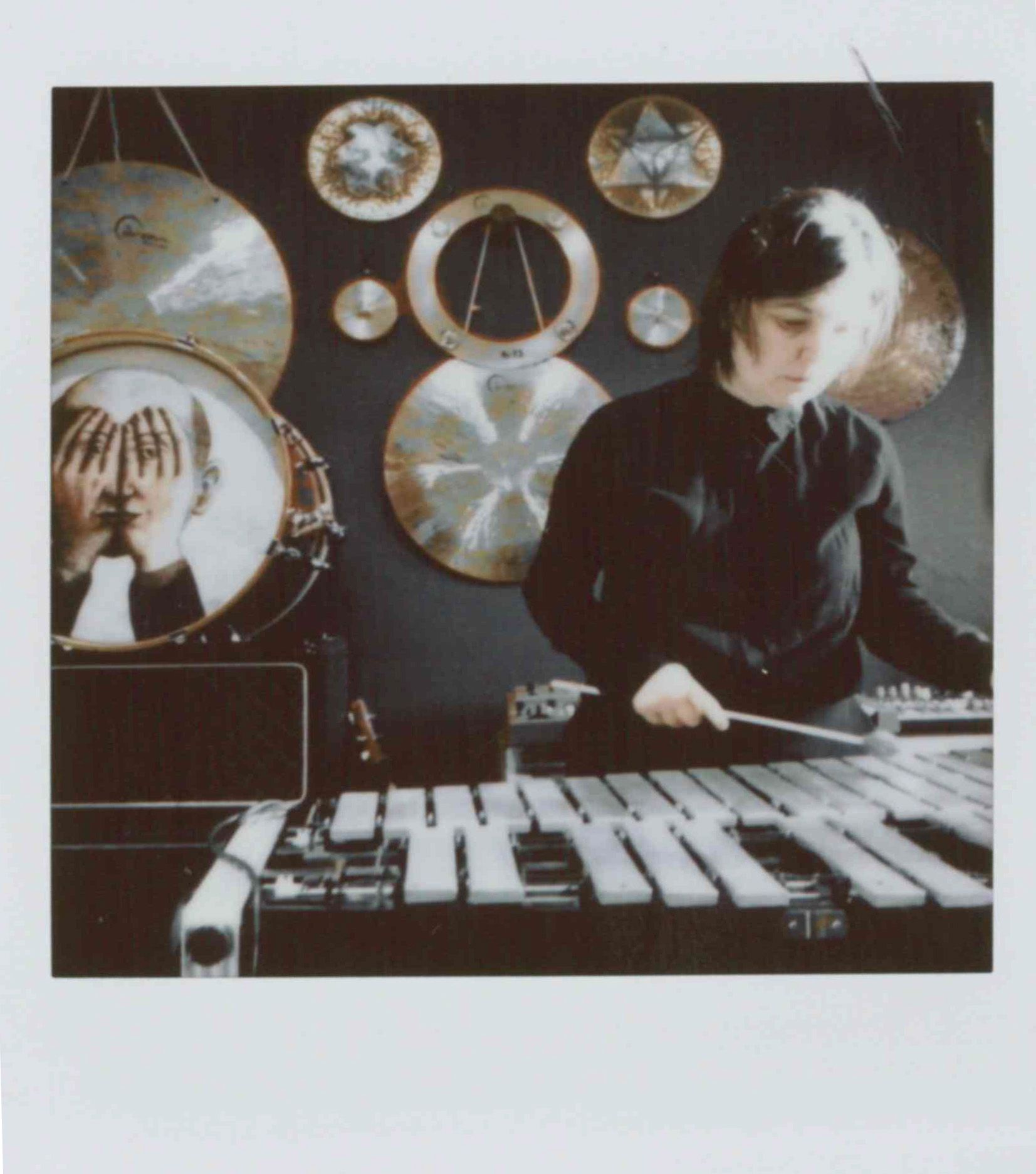 Valentina Magaletti: Creativity and humanity go hand in hand Interview with the experimental musician who just performed at the Teatro della Cometa | Image 592102