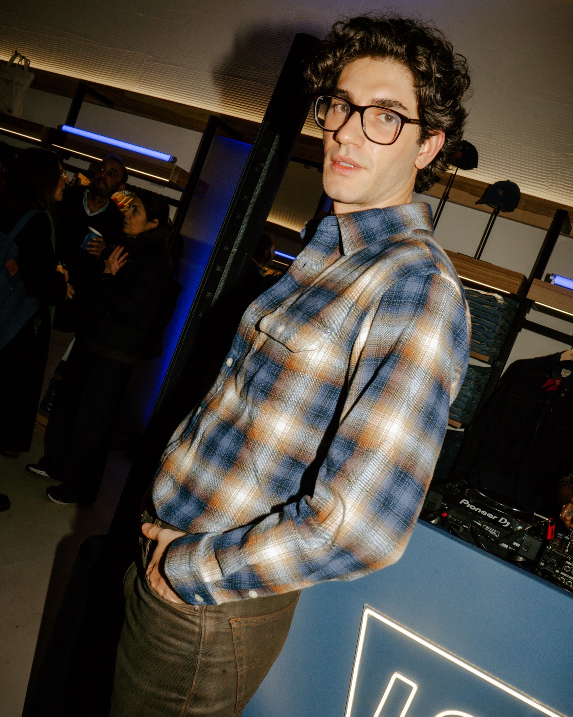 Levi’s® opens a new store in Milan with music, art, and denim The inauguration celebrated the union of these three worlds with the brand's community | Image 594465