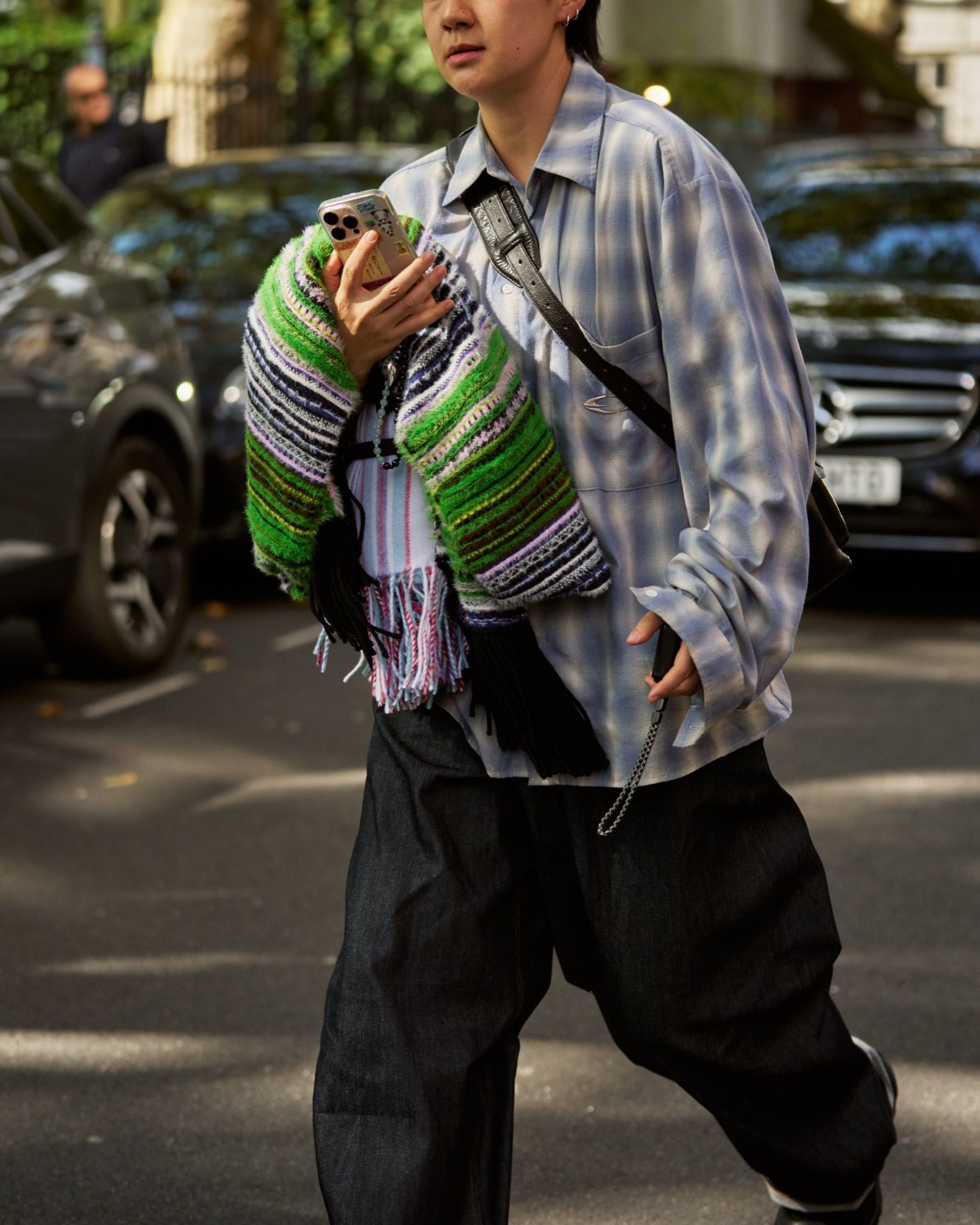 Et si les marques émergentes vendaient sur Vinted ? Théoriquement ça pourrait se faire, mais reste à voir à quel point ce serait bénéfique