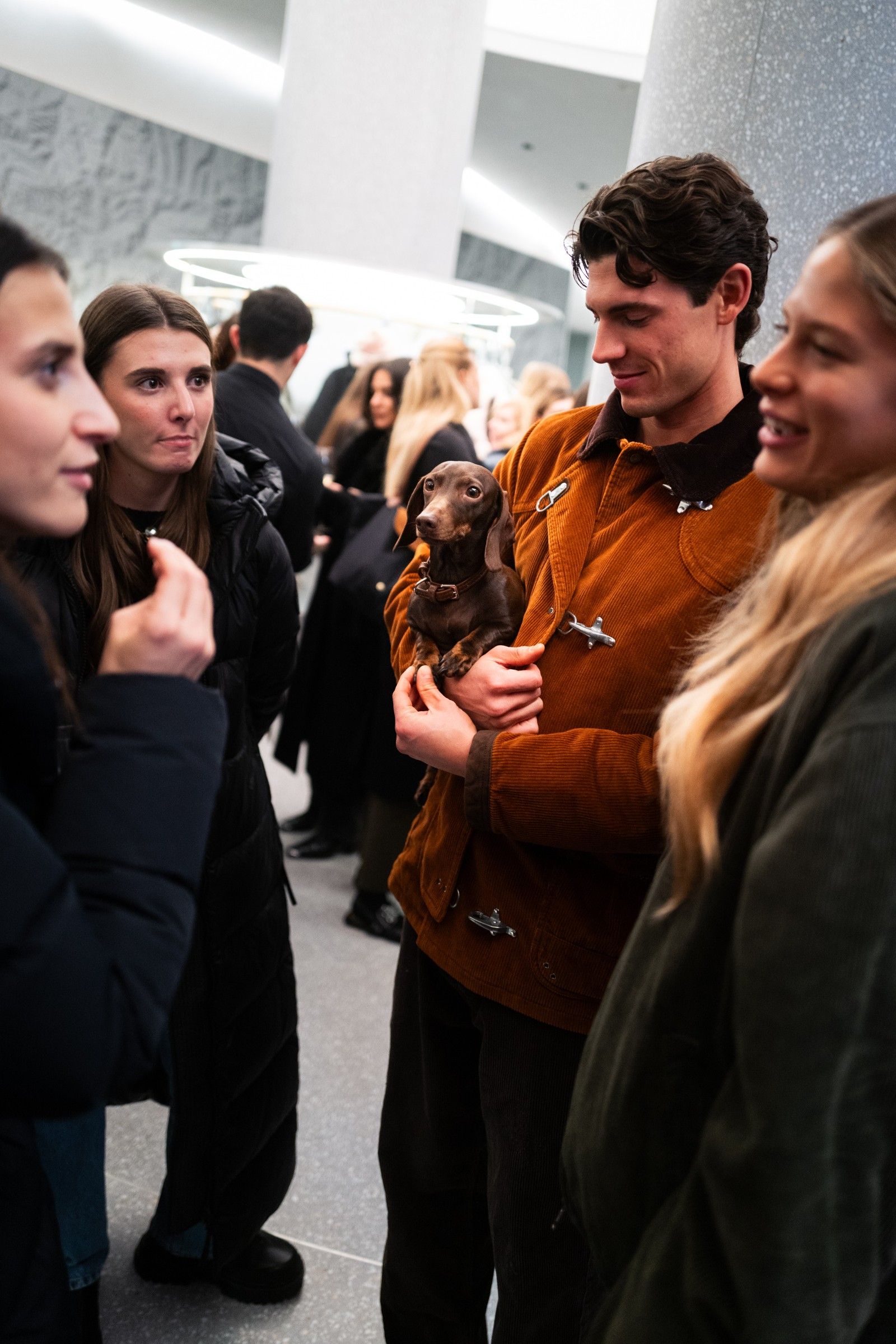 What went down at the opening of Canada Goose's new Italian flagship store in Milan A dialogue between the Arctic and the Alps in the heart of the Quadrilatero | Image 593618