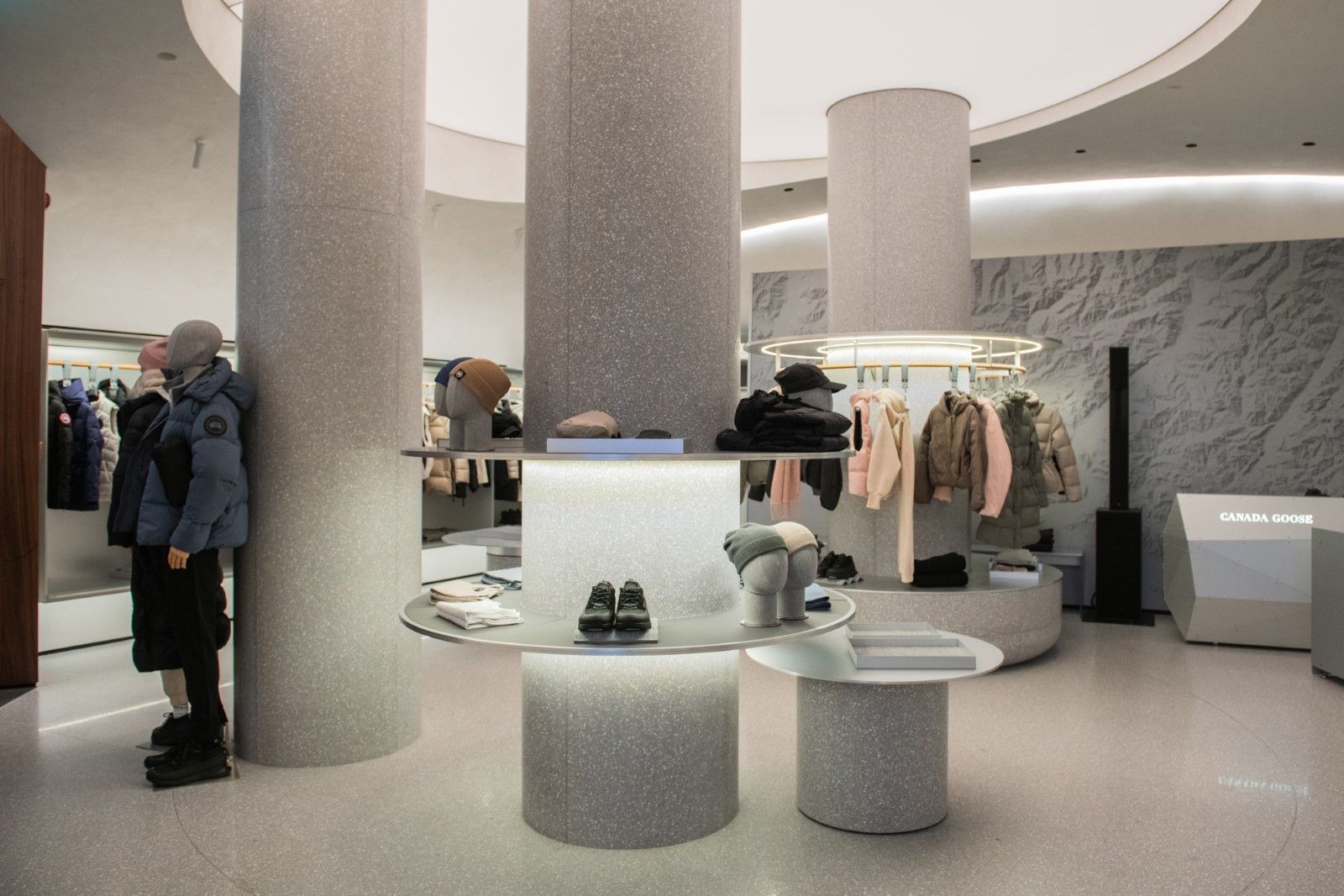 What went down at the opening of Canada Goose's new Italian flagship store in Milan A dialogue between the Arctic and the Alps in the heart of the Quadrilatero | Image 593468