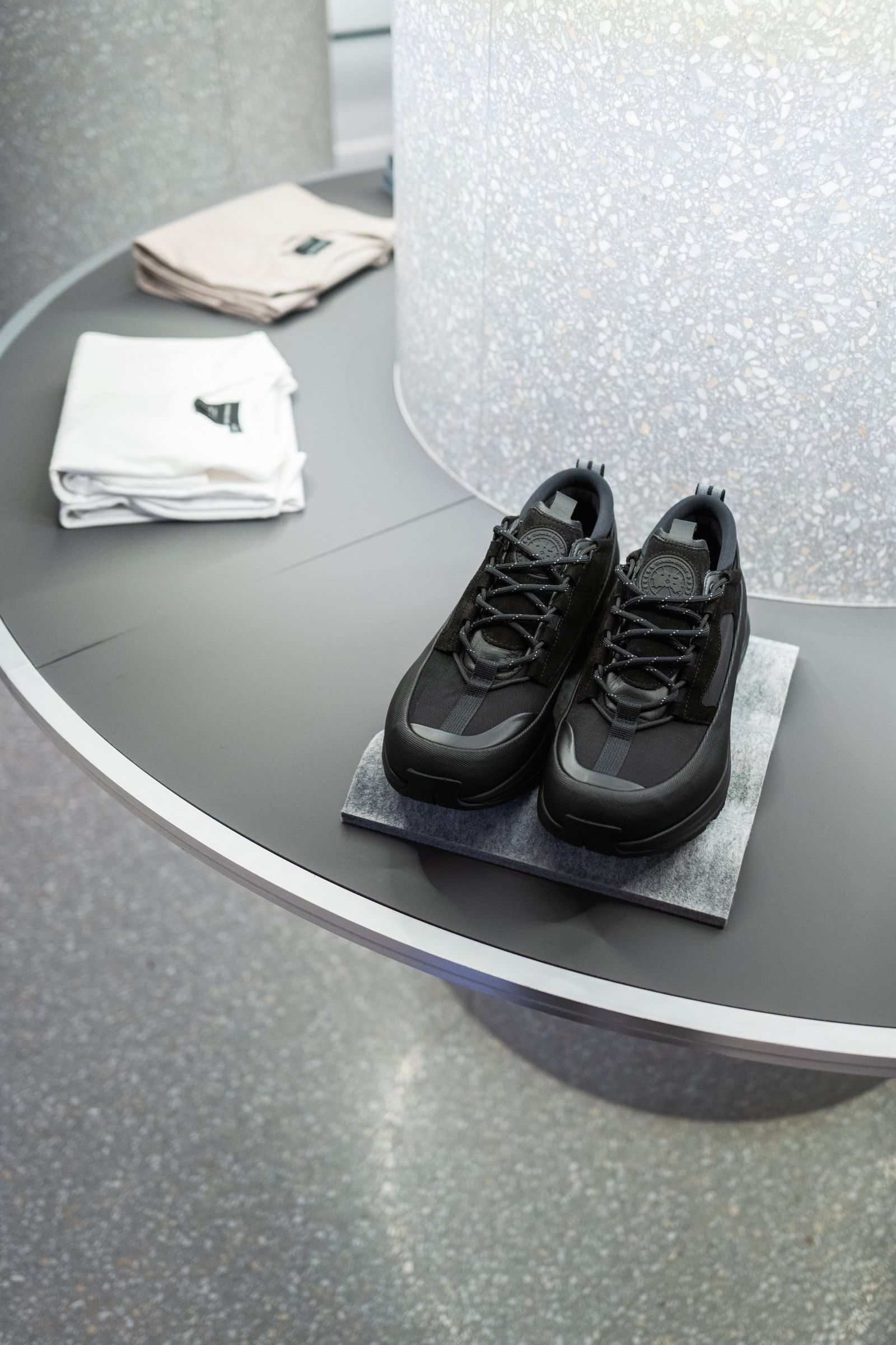 What went down at the opening of Canada Goose's new Italian flagship store in Milan A dialogue between the Arctic and the Alps in the heart of the Quadrilatero | Image 593458