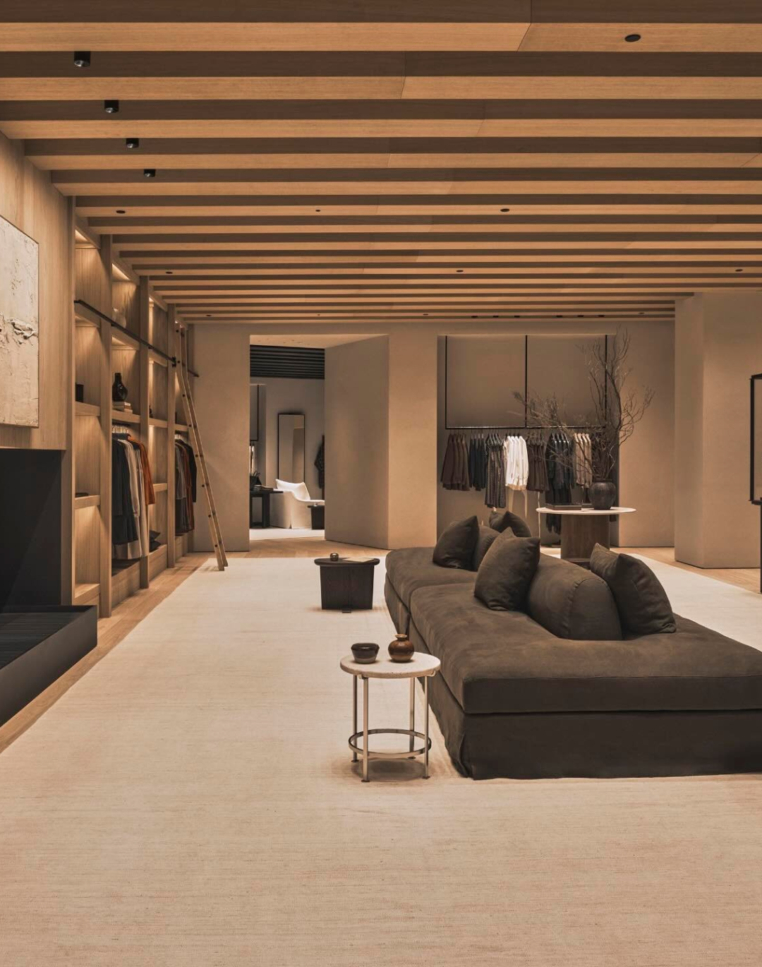 Zara&apos;s new store in Barcelona looks like a fashion house Inditex&apos;s “upmarket” strategy is working