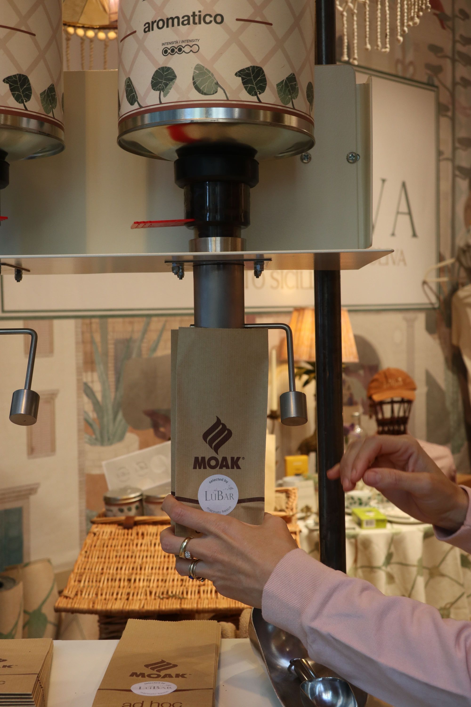 Moak e LùBar uniscono le forze a Milano Ne abbiamo parlato con Rosellina Amoroso e Lucrezia Bonaccorsi | Image 593283