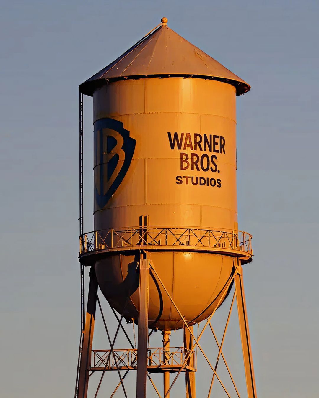 Cosa aspettarsi dall'acquisizione di Warner Bros. Un evento senza precedenti che potrebbe cambiare l'intero settore cinematografico