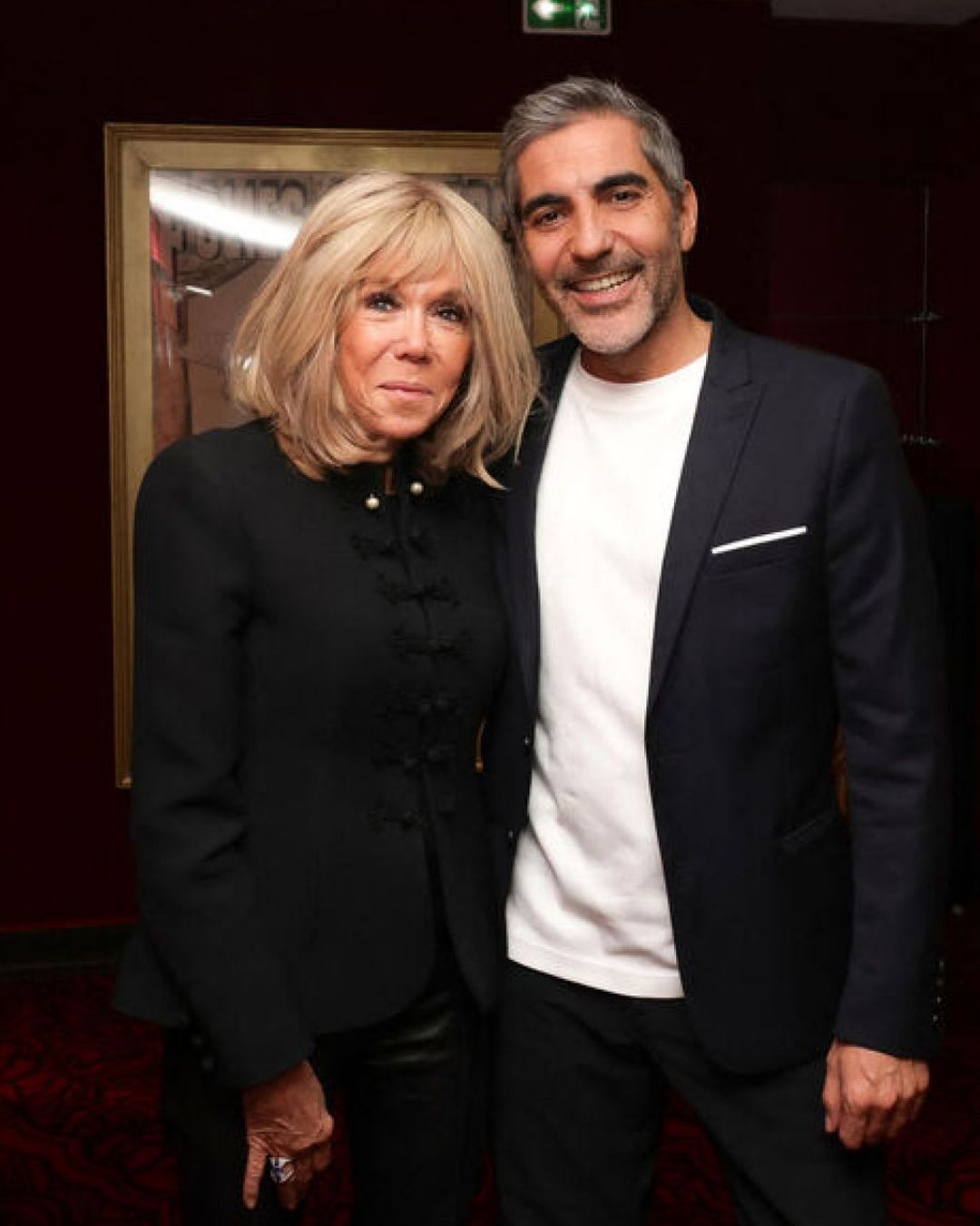 Comment le scandale des sales connes de Brigitte Macron en dit long sur la France Peut-être qu'il serait temps que le pays applaudisse les sales connes au lieu de faire la haie d'honneur aux violeurs