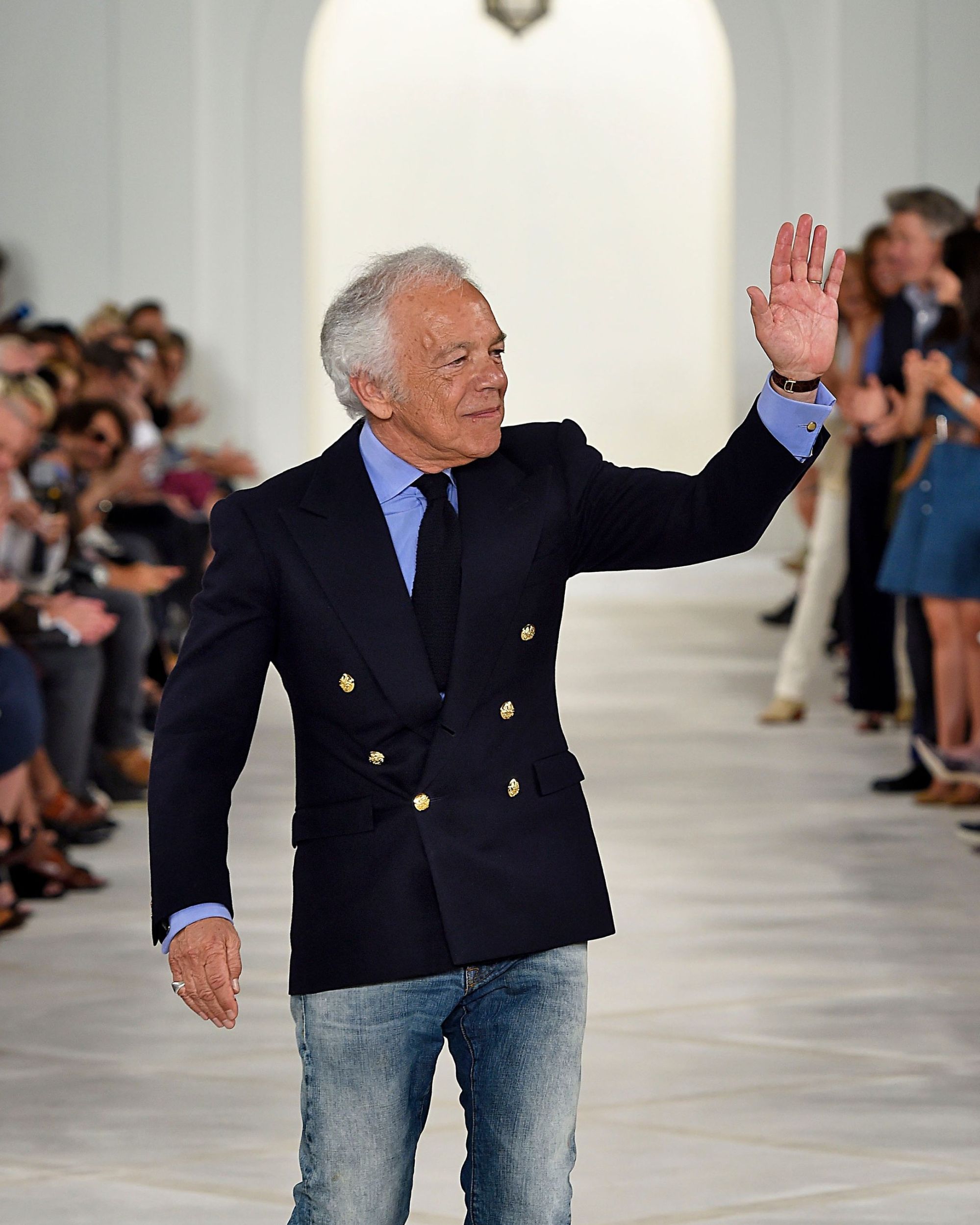 Perché Ralph Lauren ha deciso di sfilare a Milano dopo 20 anni? C’entrano le Olimpiadi, la mira sul middle-market europeo e lo slancio commerciale del brand