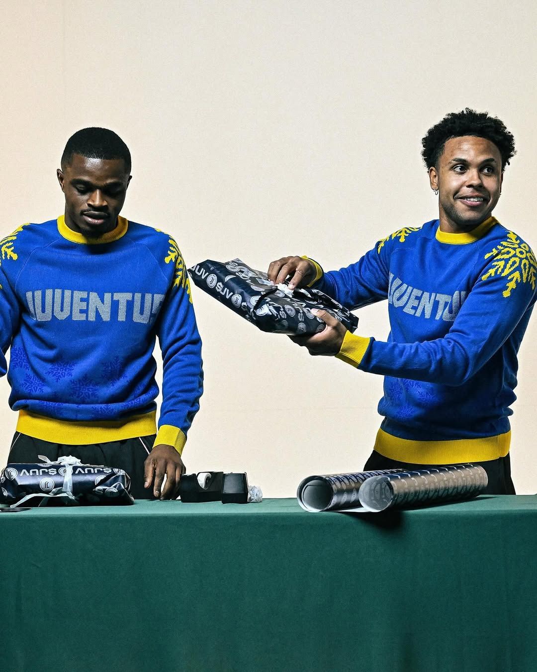 10 (+1) idee per regali di Natale a tema calcio Oltre il classico maglione