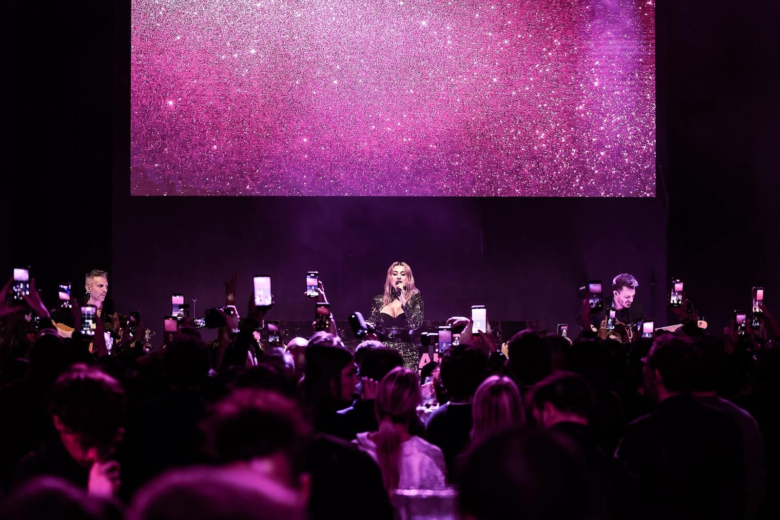 Tutto quello che vi siete persi all'evento Pinkomania di Pinko La notte milanese si tinge di rosa con Paola Iezzi | Image 595319