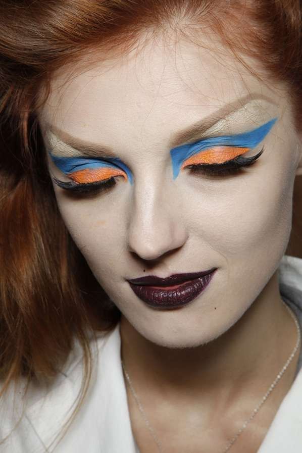 Runway throwback: makeup looks from past fashion shows to draw inspiration from From graphic eyeshadows and sparkling lips to vibrant colors and frosty lips | Image 596745