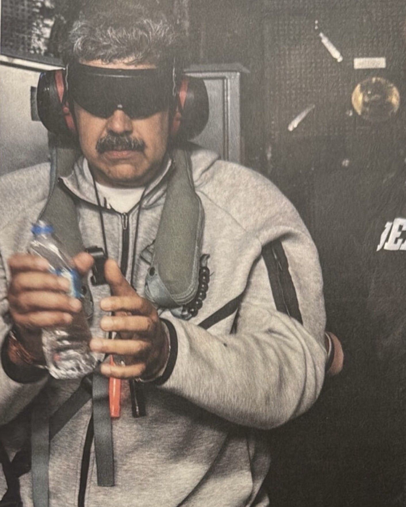 Why was Maduro wearing Nike Tech Fleece? After the photos of the arrested dictator, the boss sold out across America