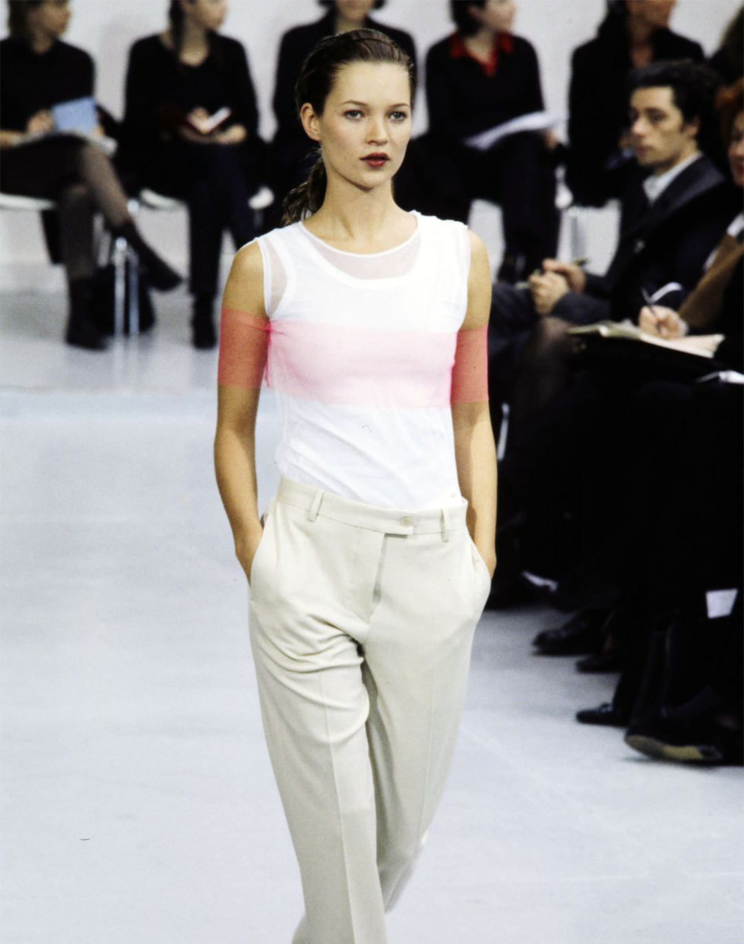 Helmut Lang’s exhibition in Vienna makes history The archive has never been more alive