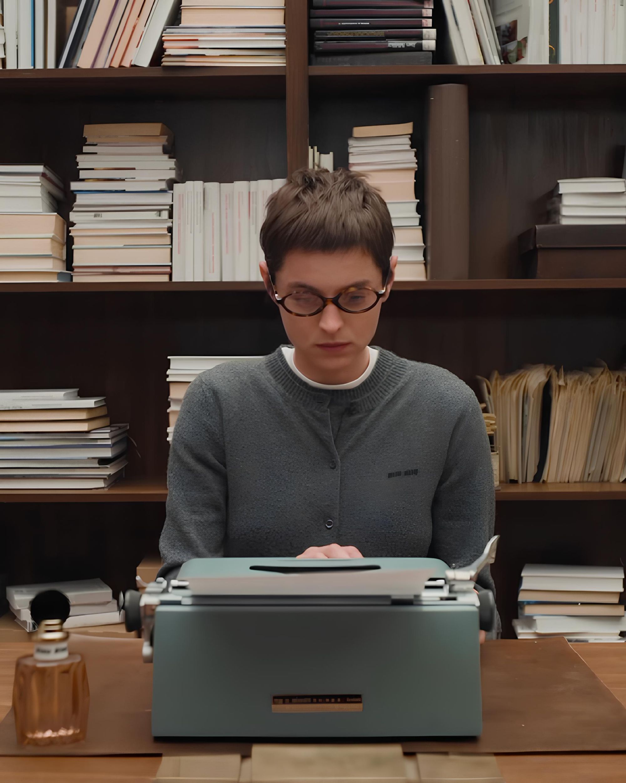 Gen Z has discovered the charm of paper  It's time to find a pen pal