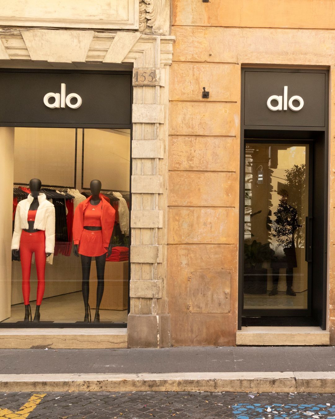 alo è arrivato in Italia In via del Babuino 155, a Roma, una boutique che è un tempio di benessere